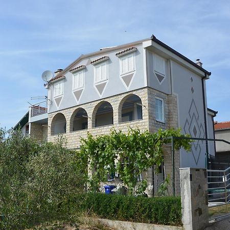 Apartments Petar & Anka Биоград-на-Мору Экстерьер фото
