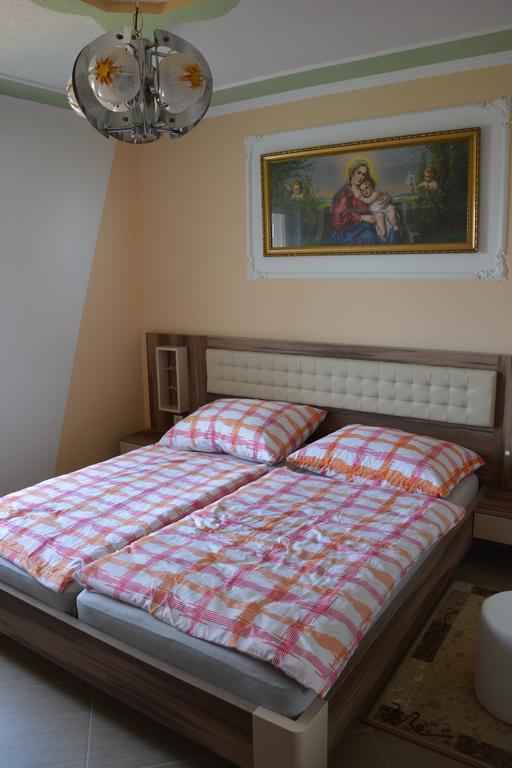 Apartments Petar & Anka Биоград-на-Мору Номер фото