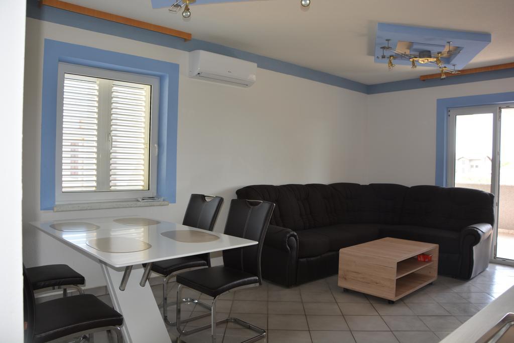 Apartments Petar & Anka Биоград-на-Мору Экстерьер фото